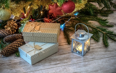 Christmas tree gifts